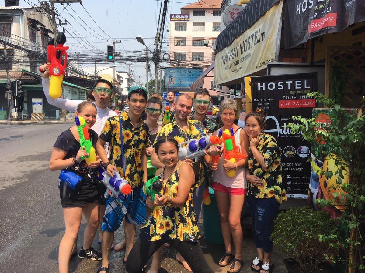 Ostello Artistel (Adults Only) Chiang Mai Esterno foto