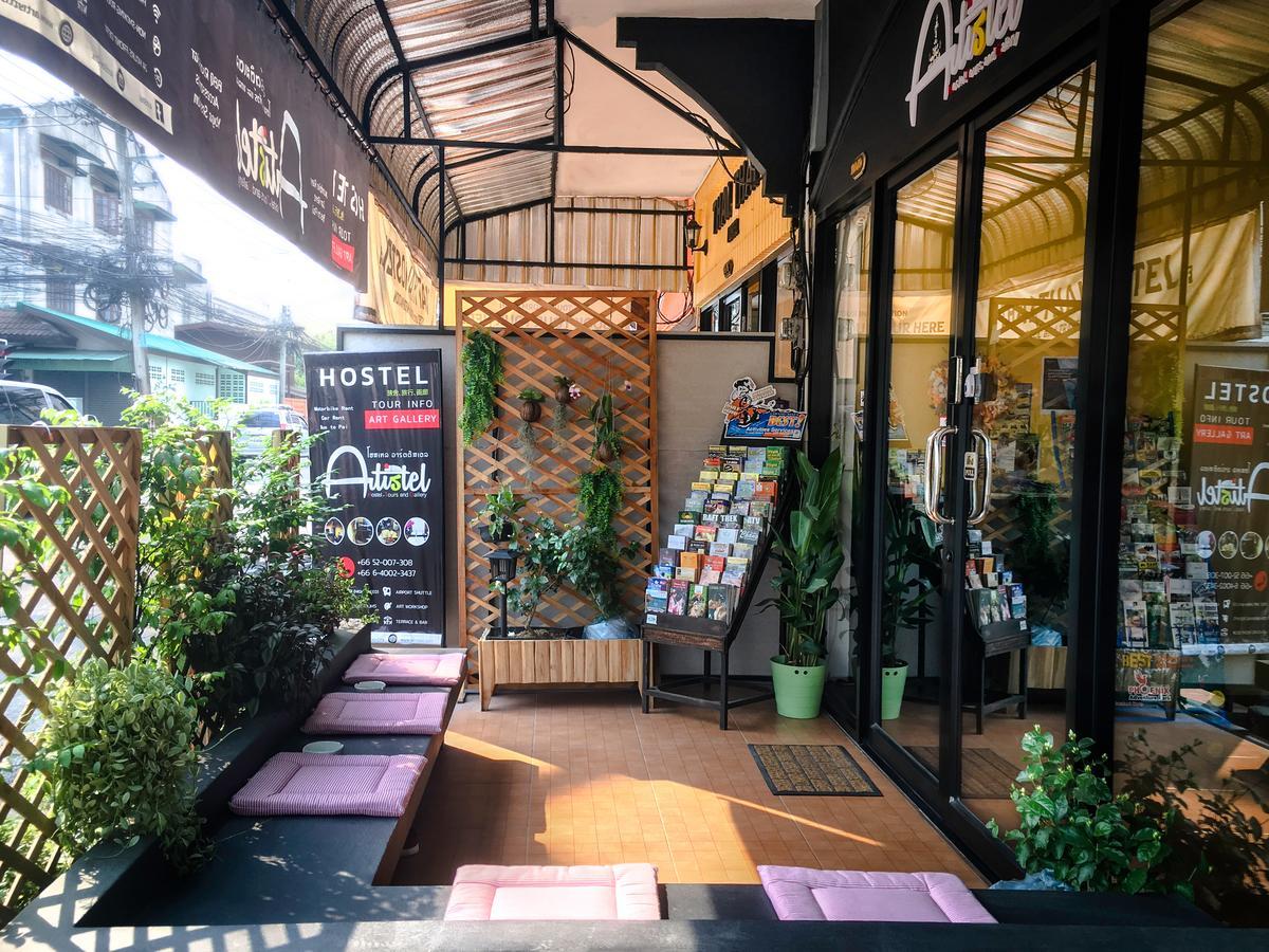 Ostello Artistel (Adults Only) Chiang Mai Esterno foto